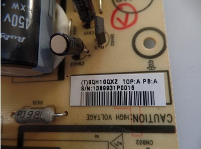 Hitachi PWTV9QH1GQXZ (715G3511-P02-000-003M) Netzteil